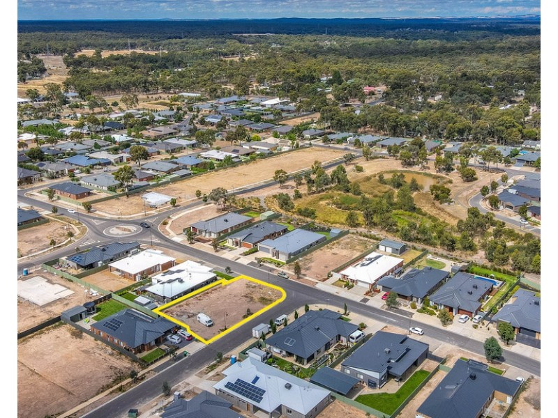 21 Aberdeen Drive, Junortoun VIC 3551