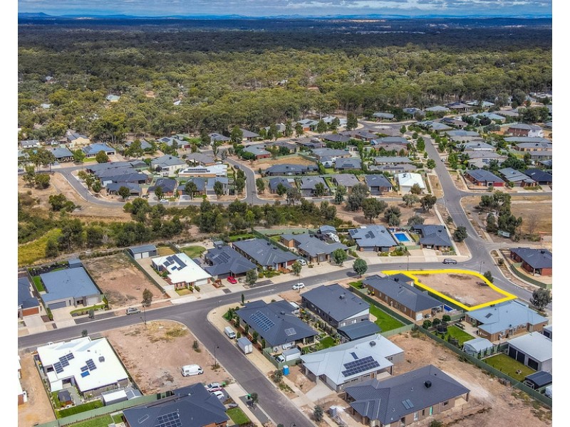 21 Aberdeen Drive, Junortoun VIC 3551