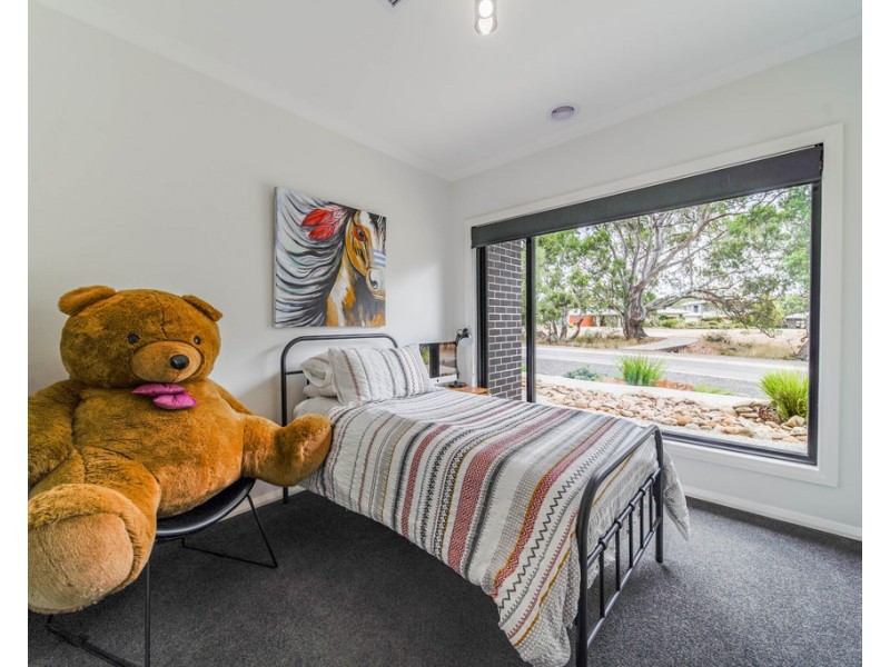 3 McEniry Way, Strathfieldsaye VIC 3551