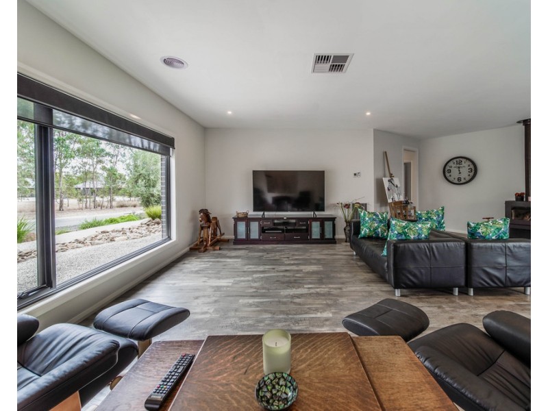 3 McEniry Way, Strathfieldsaye VIC 3551