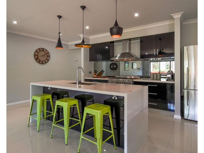 26 Inverness Drive, Junortoun VIC 3551