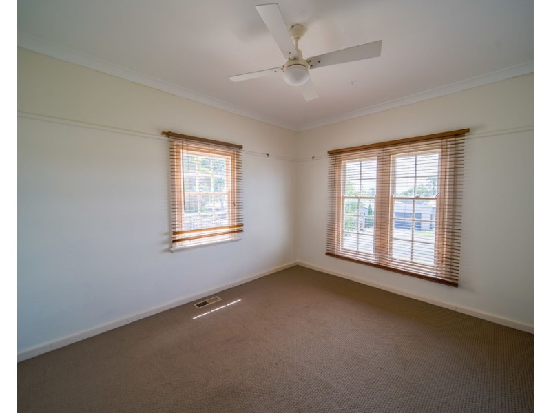 14 Walker Street, Long Gully VIC 3550