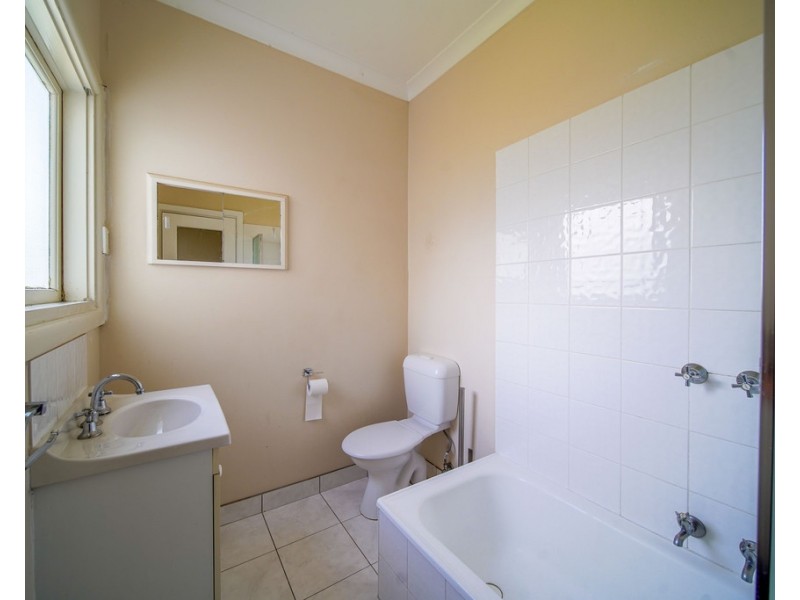 14 Walker Street, Long Gully VIC 3550