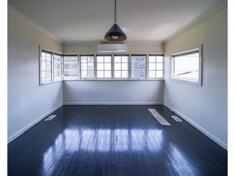 14 Walker Street, Long Gully VIC 3550