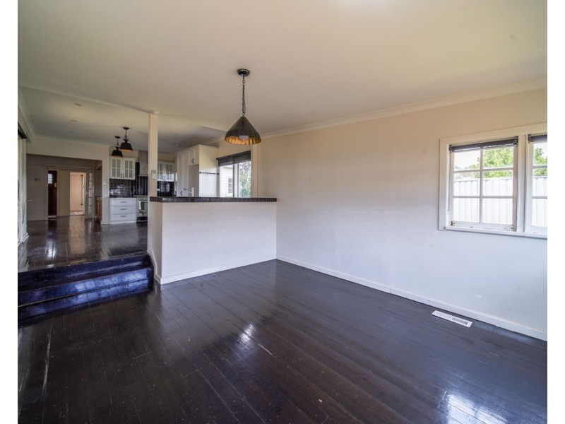 14 Walker Street, Long Gully VIC 3550