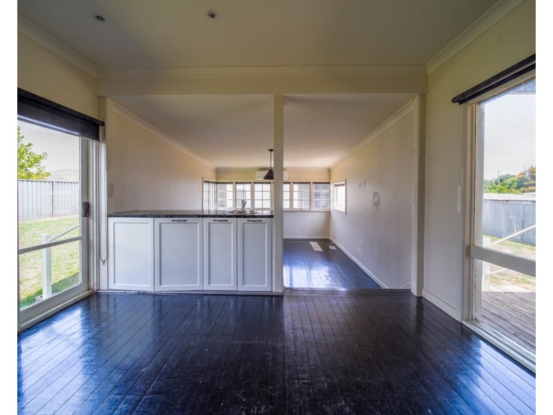 14 Walker Street, Long Gully VIC 3550