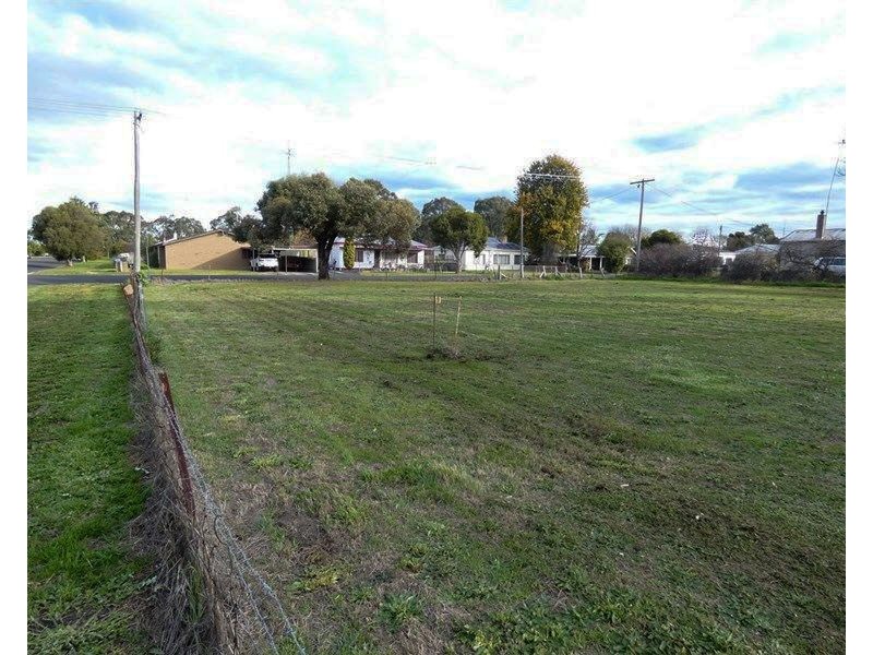 2 Margaret Street, Edenhope VIC 3318
