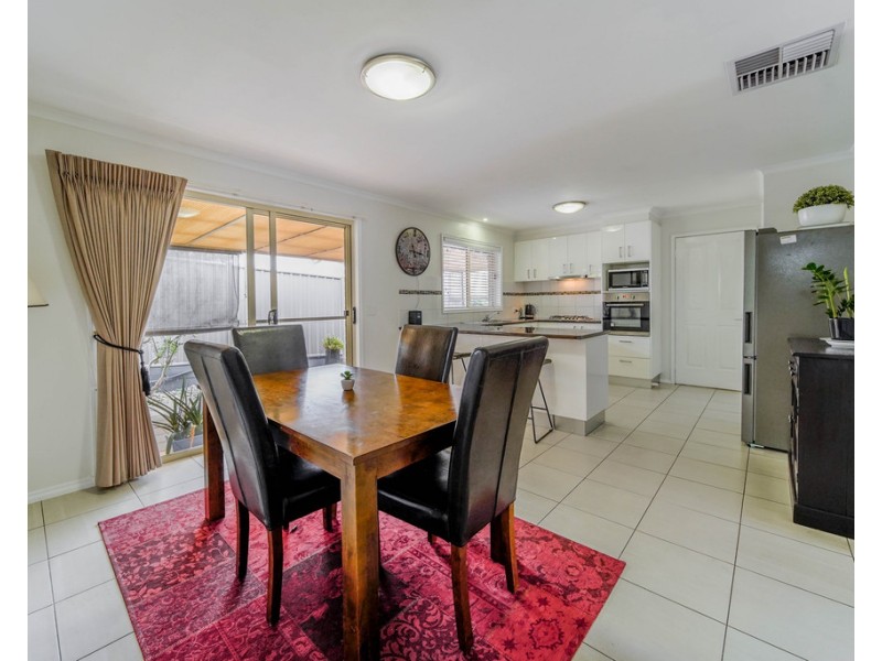 2/9 Sovereign Gardens, Kangaroo Flat VIC 3555