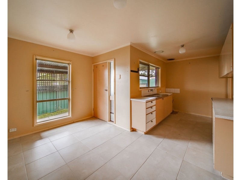 9 Wells Street, Long Gully VIC 3550