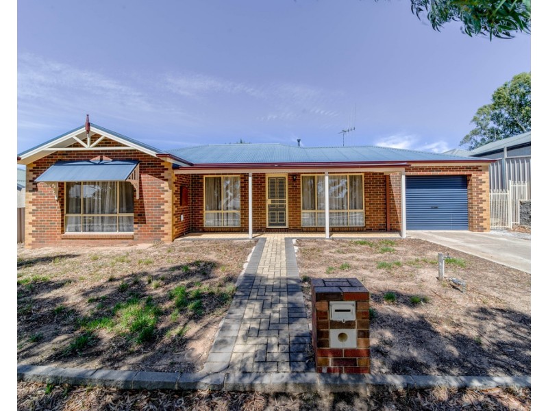 18 Ross Street, White Hills VIC 3550