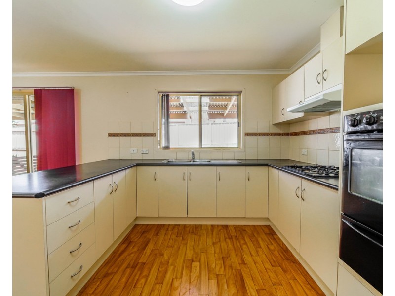 18 Ross Street, White Hills VIC 3550