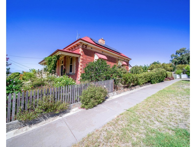 43 Booth Street, Golden Square VIC 3555