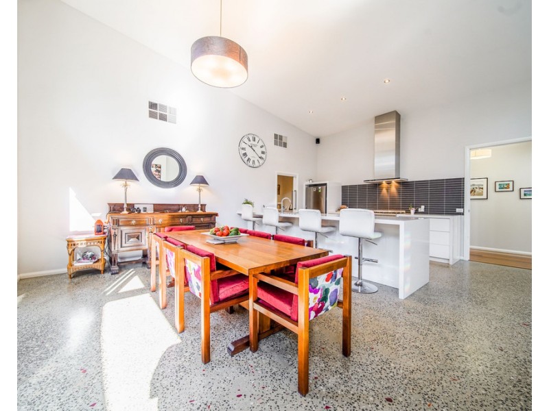 29 Cousins Street, Strathdale VIC 3550