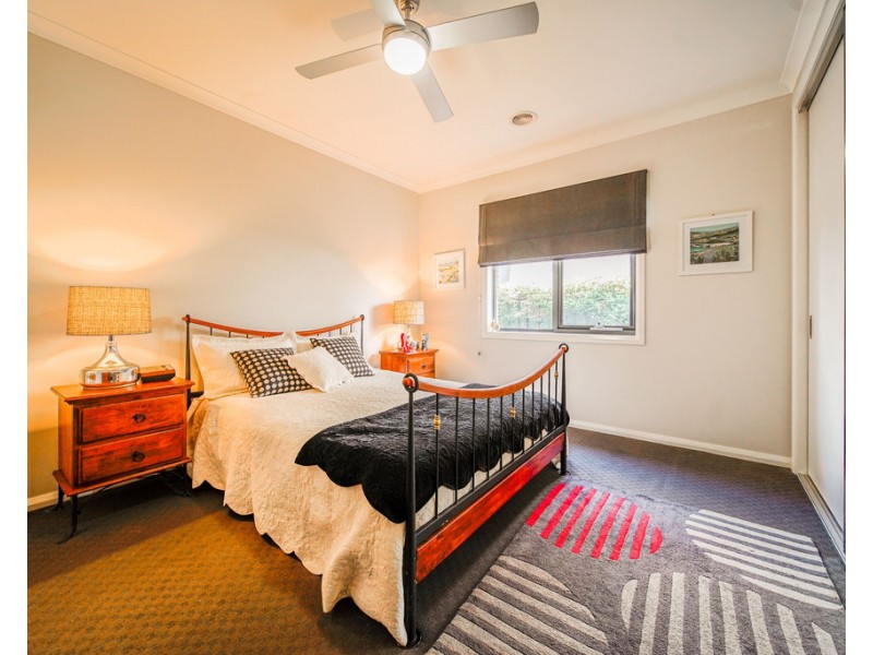 29 Cousins Street, Strathdale VIC 3550