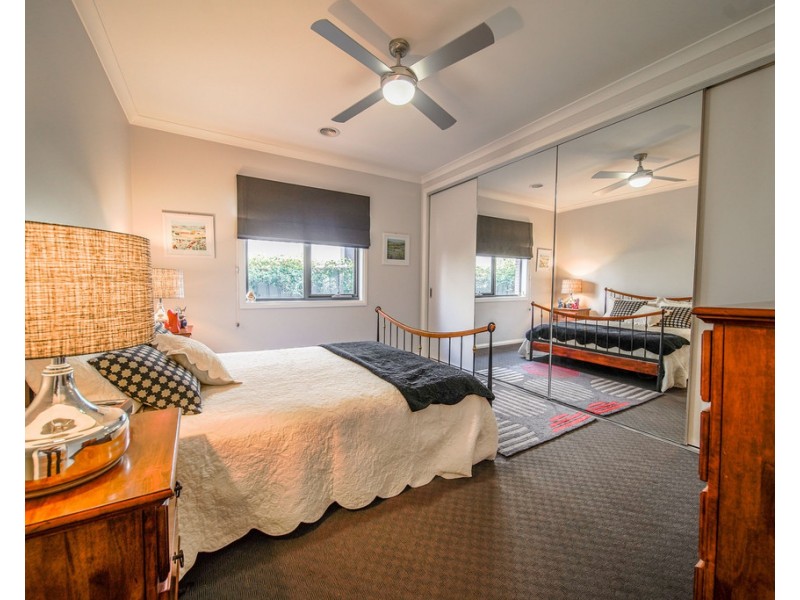 29 Cousins Street, Strathdale VIC 3550