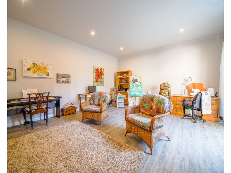 29 Cousins Street, Strathdale VIC 3550