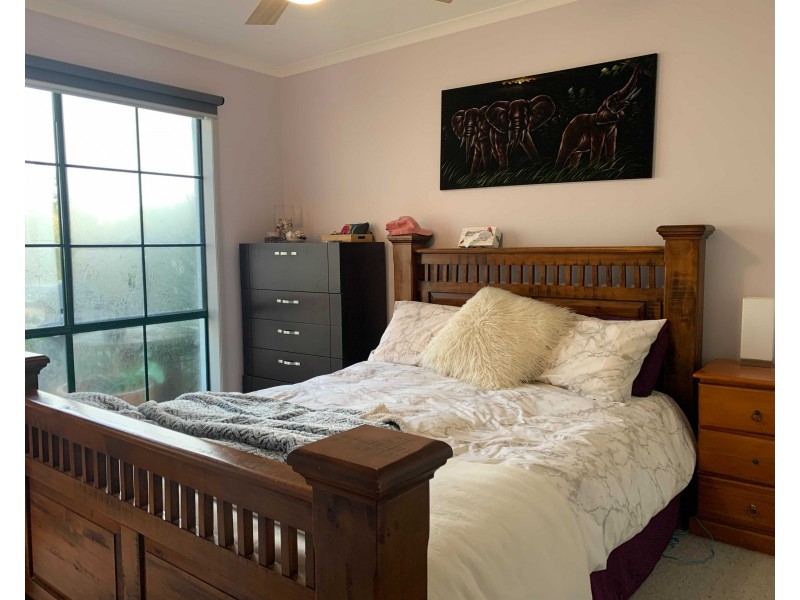 73 Morrison Street, Kangaroo Flat VIC 3555