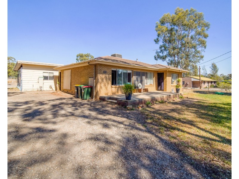 60 Golf Course Road, Ascot VIC 3364