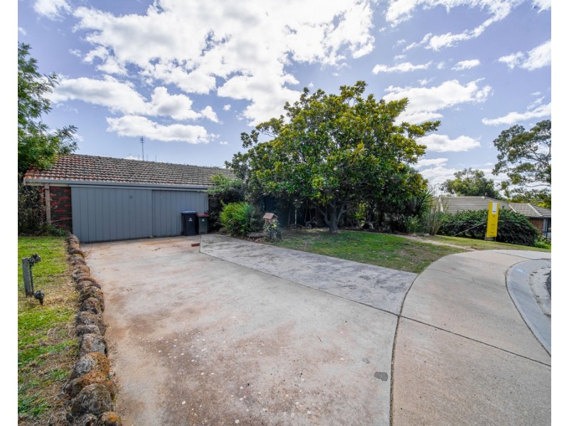 18 Bolton Drive, Kennington VIC 3550