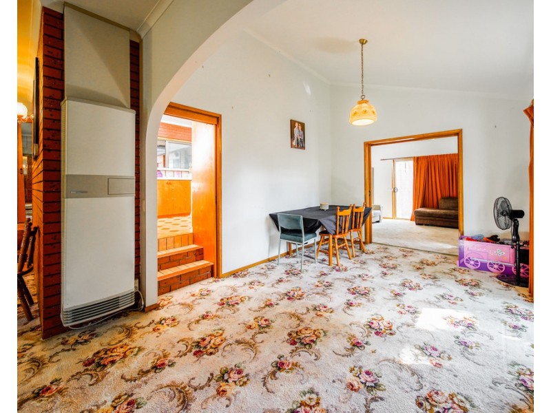 18 Bolton Drive, Kennington VIC 3550