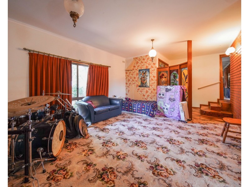 18 Bolton Drive, Kennington VIC 3550