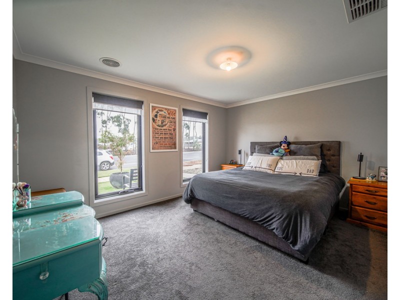 38 Lancaster Drive, Jackass Flat VIC 3556