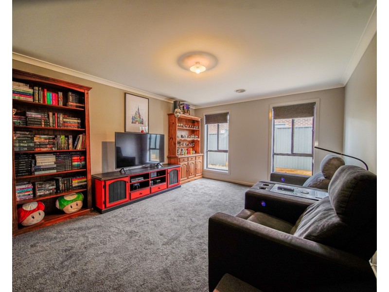 38 Lancaster Drive, Jackass Flat VIC 3556