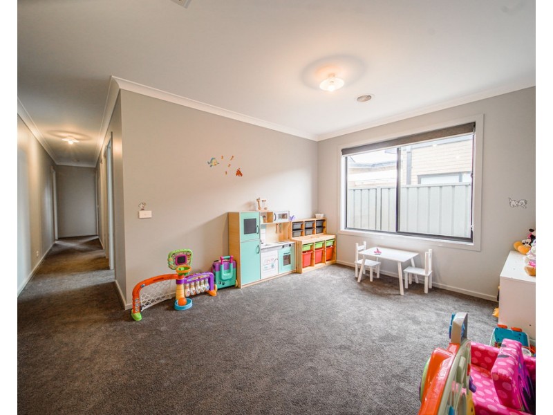 38 Lancaster Drive, Jackass Flat VIC 3556