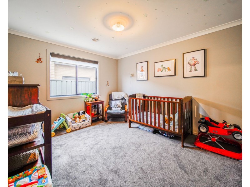 38 Lancaster Drive, Jackass Flat VIC 3556