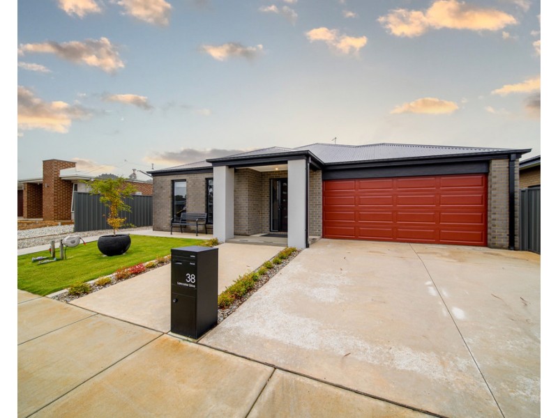 38 Lancaster Drive, Jackass Flat VIC 3556
