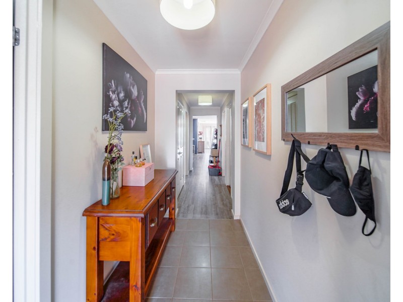 18 Melinda Street, California Gully VIC 3556