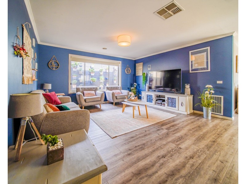 18 Melinda Street, California Gully VIC 3556