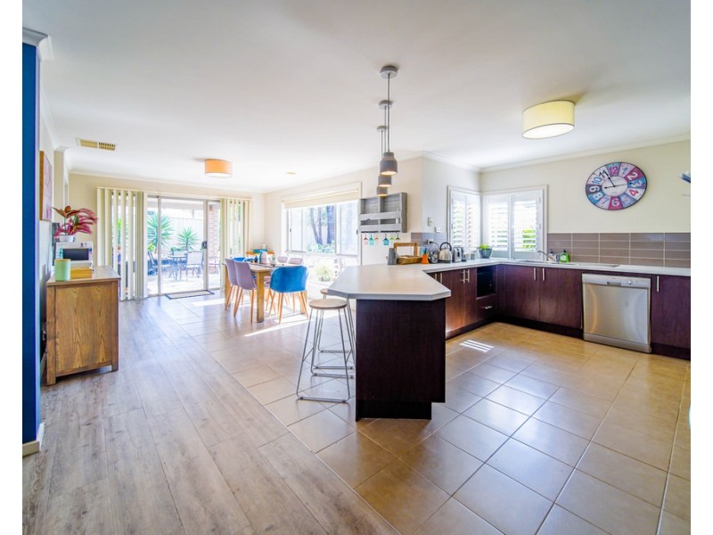 18 Melinda Street, California Gully VIC 3556