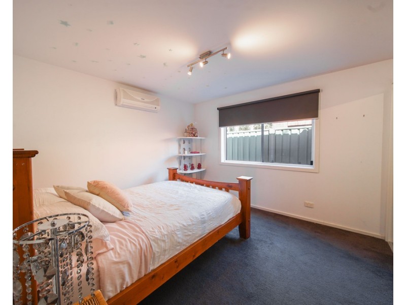 25 Symes Street, Kangaroo Flat VIC 3555