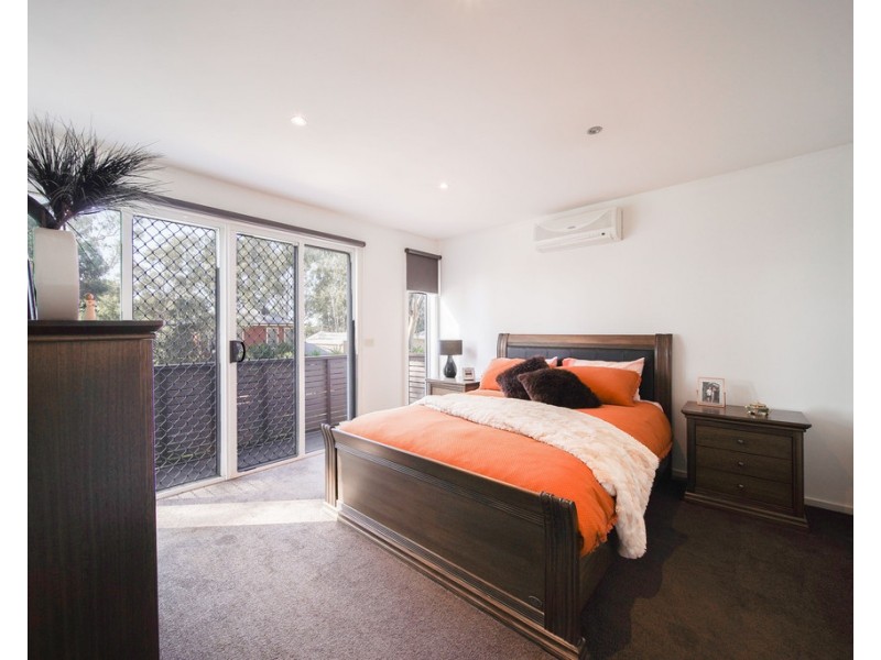 25 Symes Street, Kangaroo Flat VIC 3555