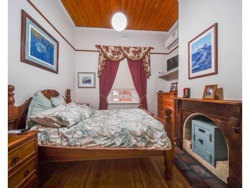 63 Whewell Street, Neilborough VIC 3570