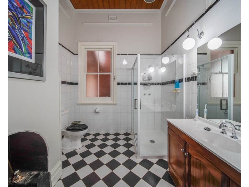 63 Whewell Street, Neilborough VIC 3570