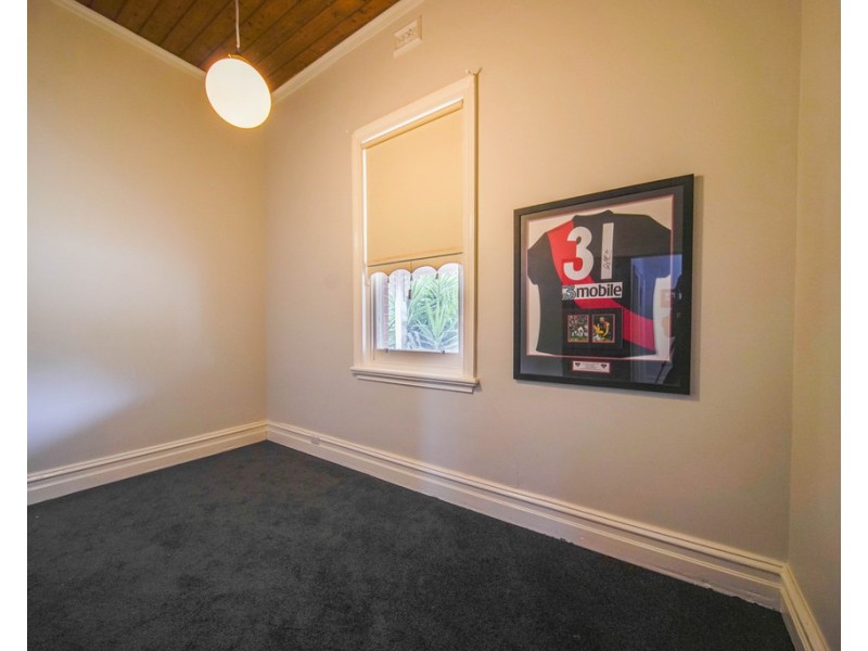 63 Whewell Street, Neilborough VIC 3570