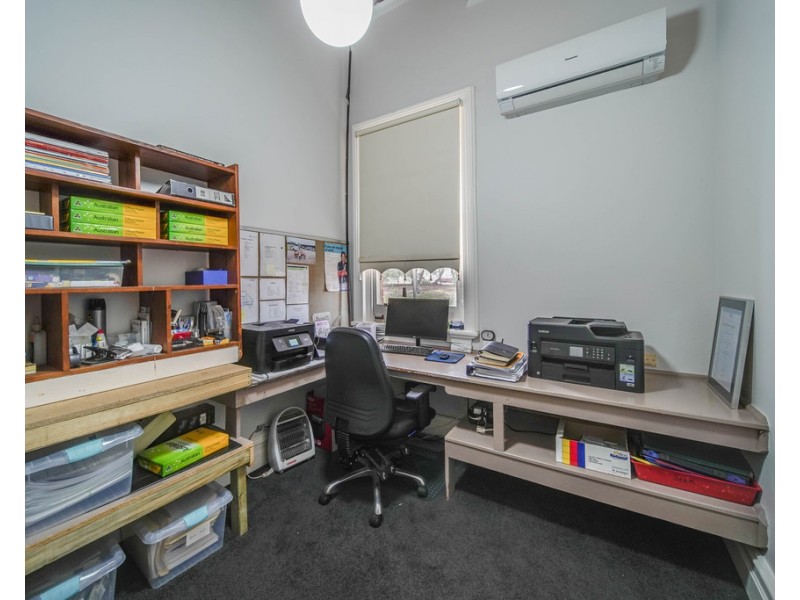 63 Whewell Street, Neilborough VIC 3570