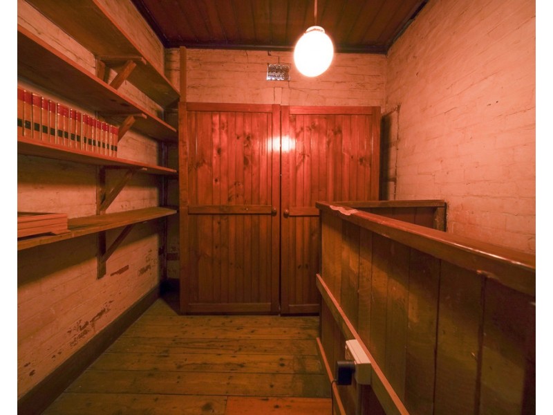 63 Whewell Street, Neilborough VIC 3570