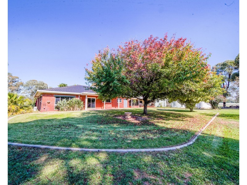 203 Englishes Road, Goornong VIC 3557