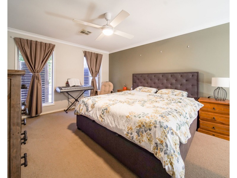 12 Sampson Place, Marong VIC 3515