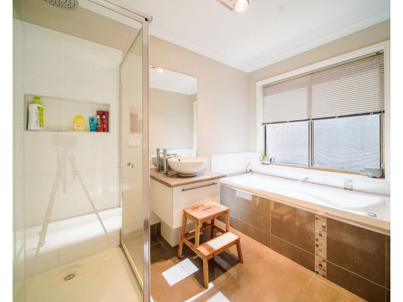 12 Sampson Place, Marong VIC 3515