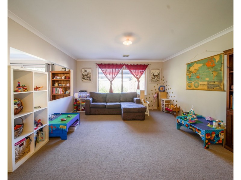 12 Sampson Place, Marong VIC 3515