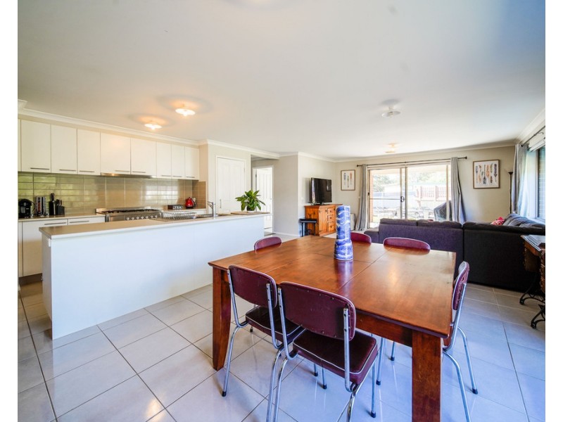 12 Sampson Place, Marong VIC 3515