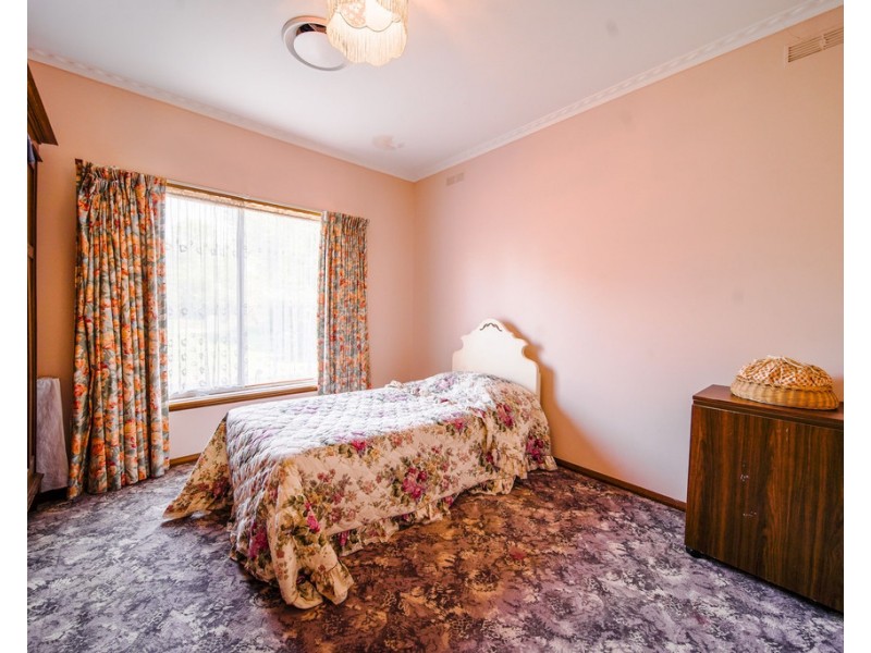 72 Bright Street, California Gully VIC 3556