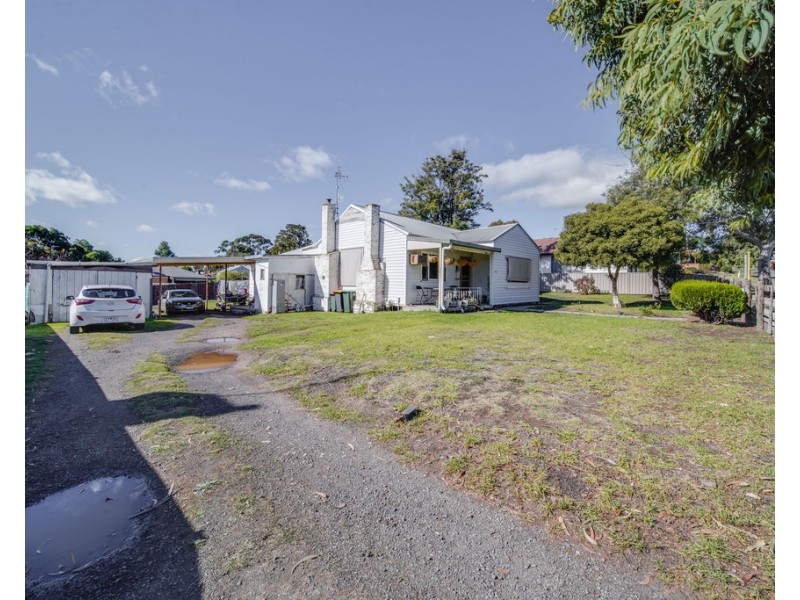 10 Bolt Street, Long Gully VIC 3550