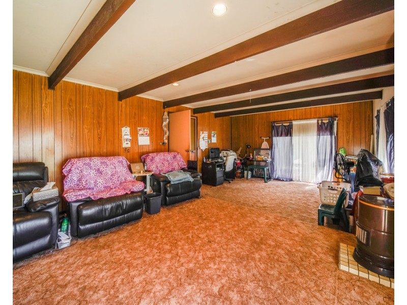 10 Bolt Street, Long Gully VIC 3550