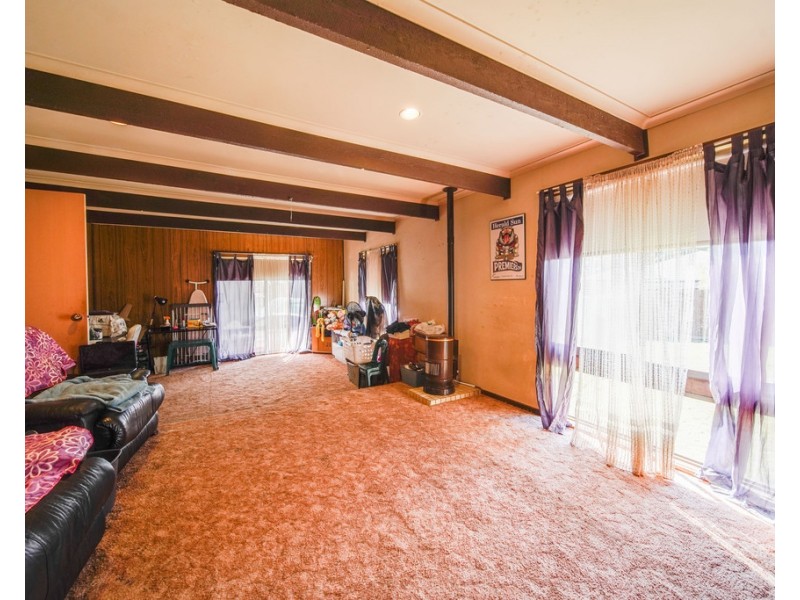 10 Bolt Street, Long Gully VIC 3550