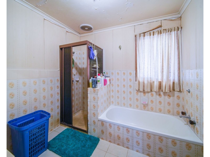 10 Bolt Street, Long Gully VIC 3550